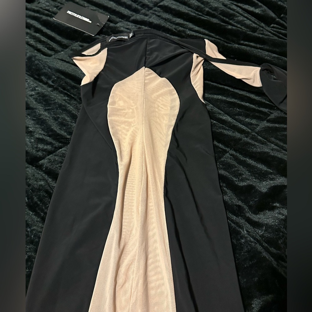 Women’s Fashion Dress Size 4/Small.